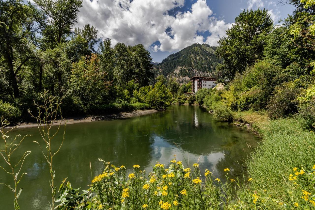 European Escape Apartment Leavenworth Exterior photo